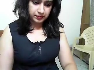 Desi Take charge Hotty..